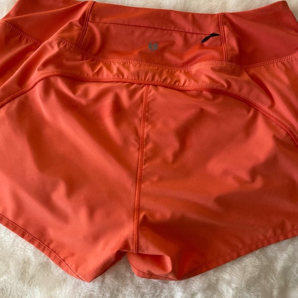 🎉SALE🎉Orange Athletic Shorts with Elastic Waistband and Compression Layer - Picture 4 of 7